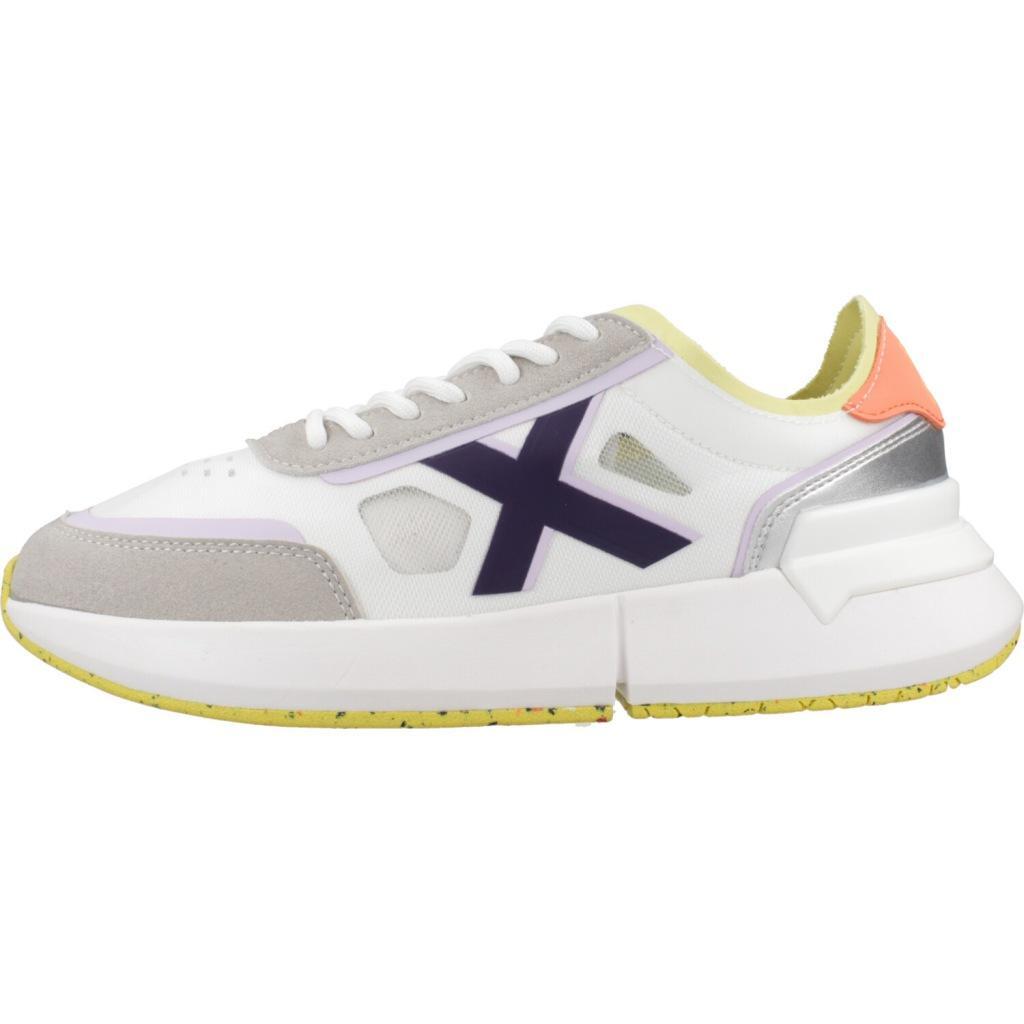 Baskets Munich Modèle Versus Ls Couleur Blanc 2/5