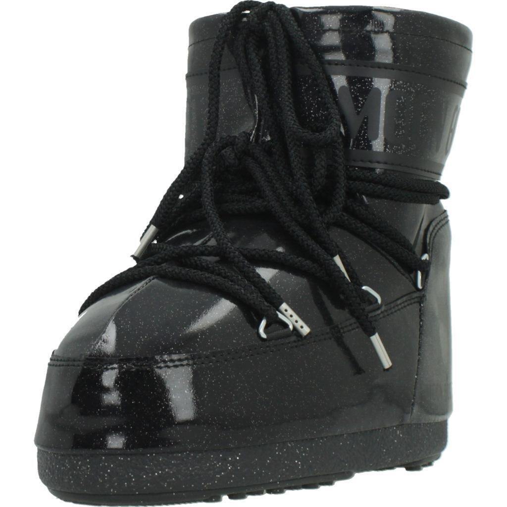 MOON BOOT picture