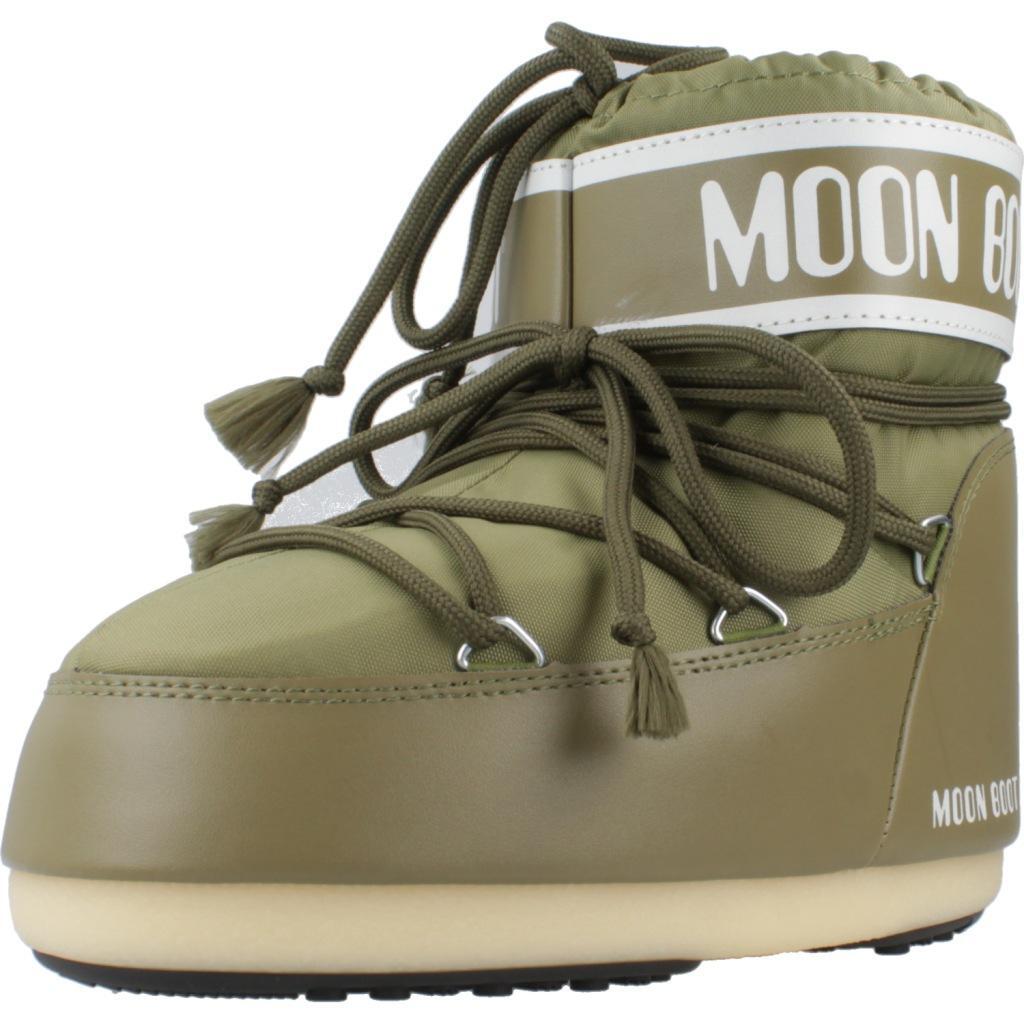 MOON BOOT picture
