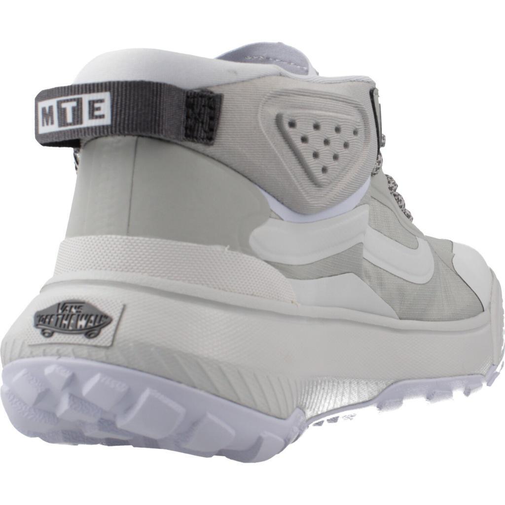Baskets Vans Modèle Mte Crosspath Mid Couleur Gris 3/5