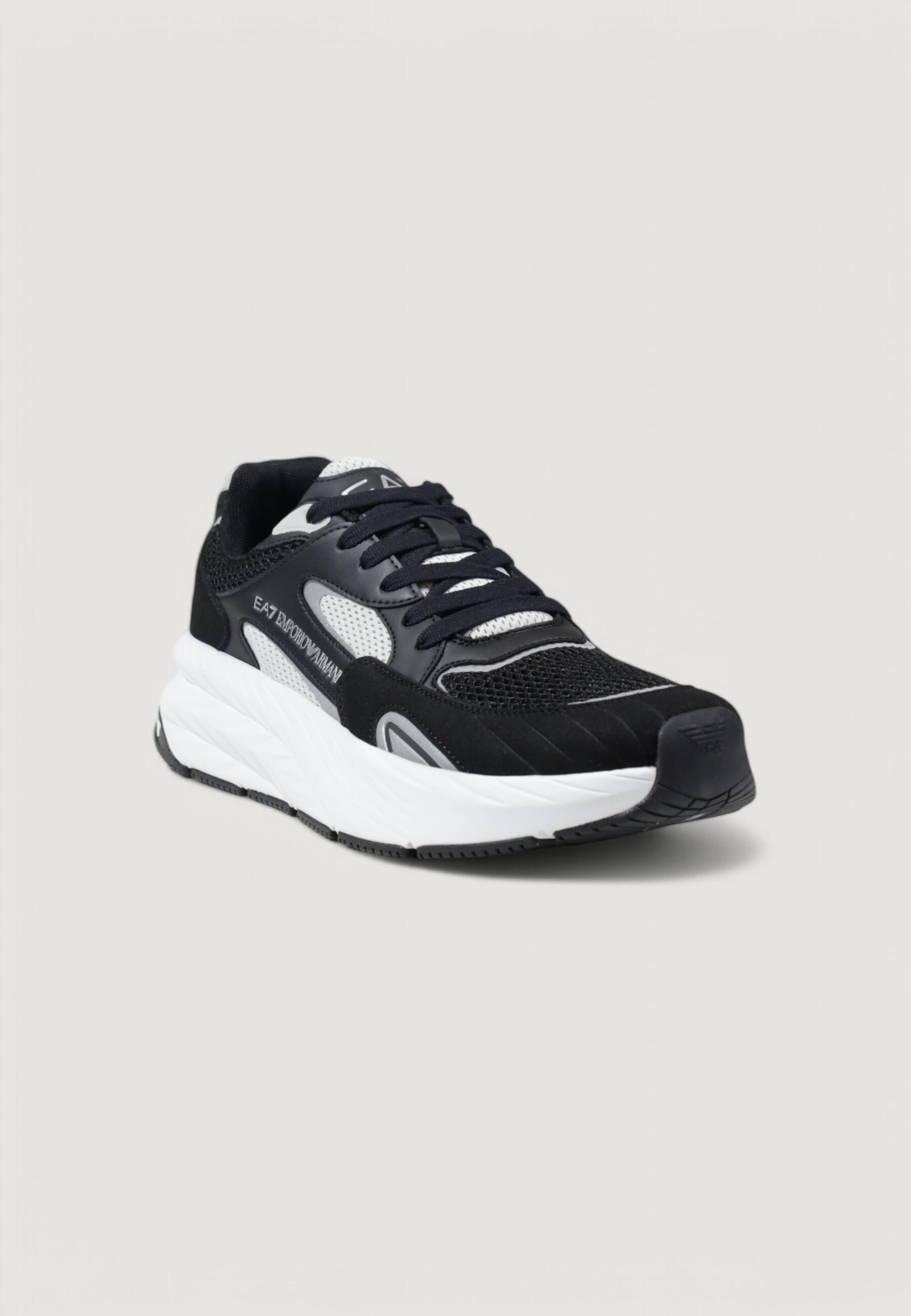 baskets  HOMME NOIR 3/5