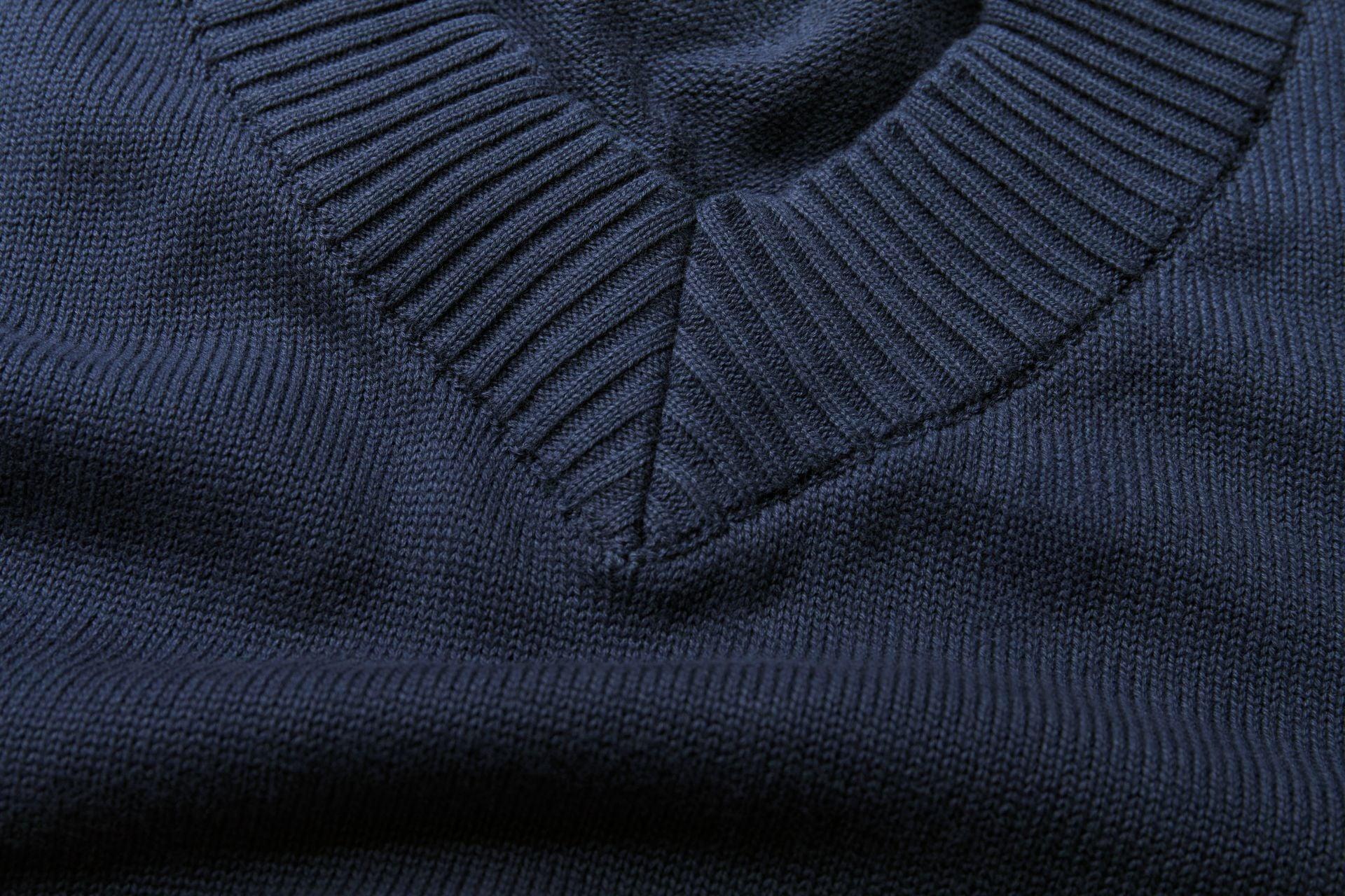 V-Neck Women's Jumper 2/3