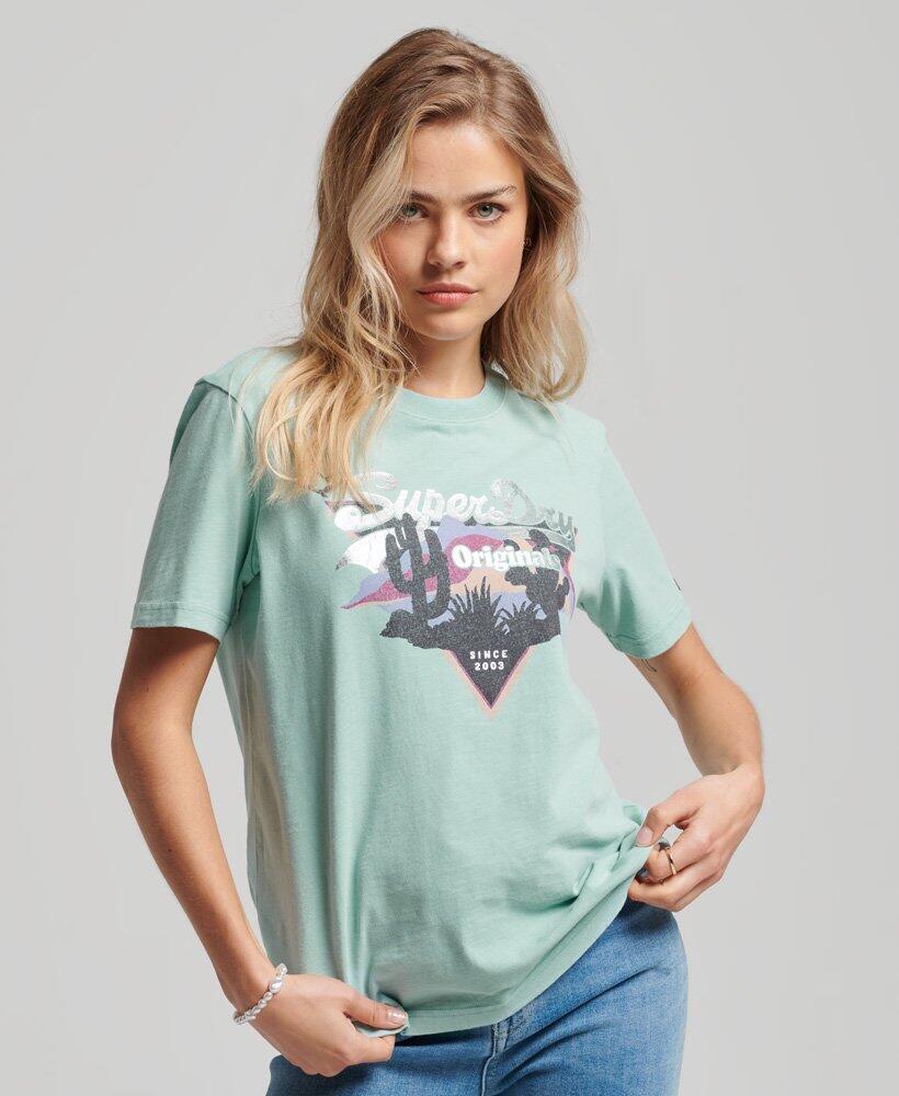SUPERDRY picture