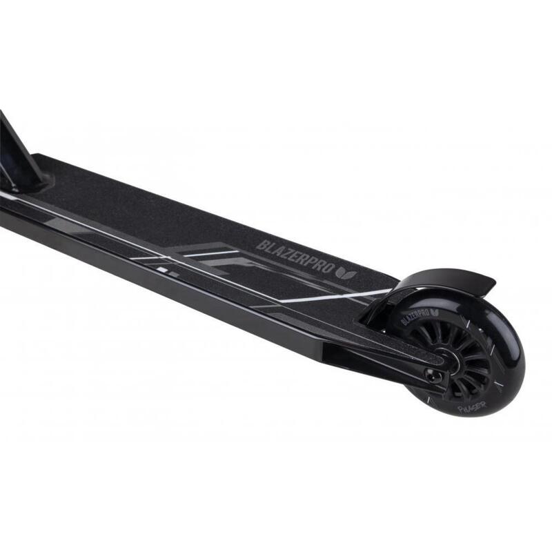 Phaser Schwarz Stunt Scooter