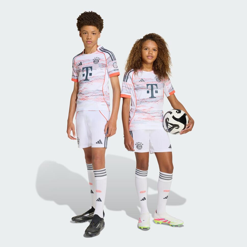 Szorty FC Bayern 25/26 Away Kids