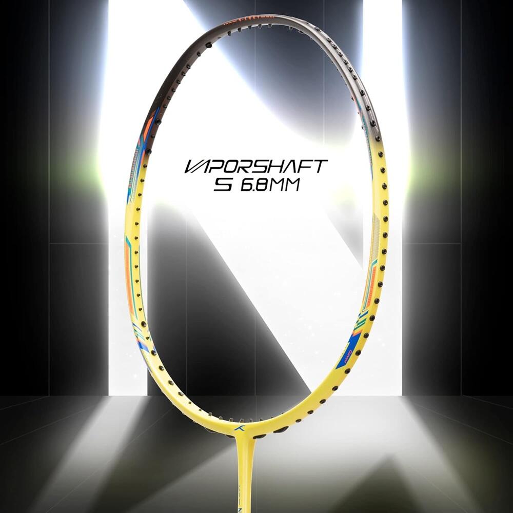 N-ERGY 80 Carbon-Badmintonschläger Besaitet für Fortgeschrittene 5/6