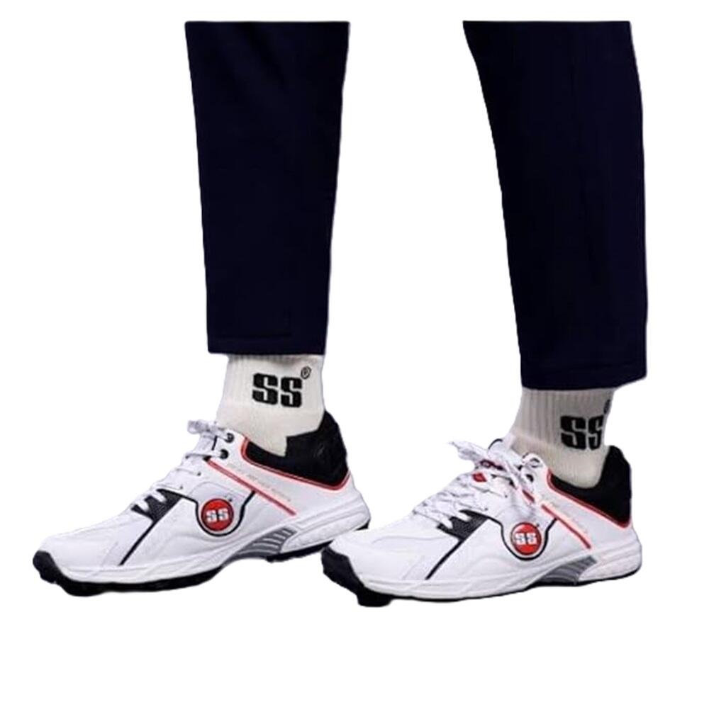 SS Gutsy Cricket Shoe | Non-Slip Sole for Improved Durability for Stability 5/5