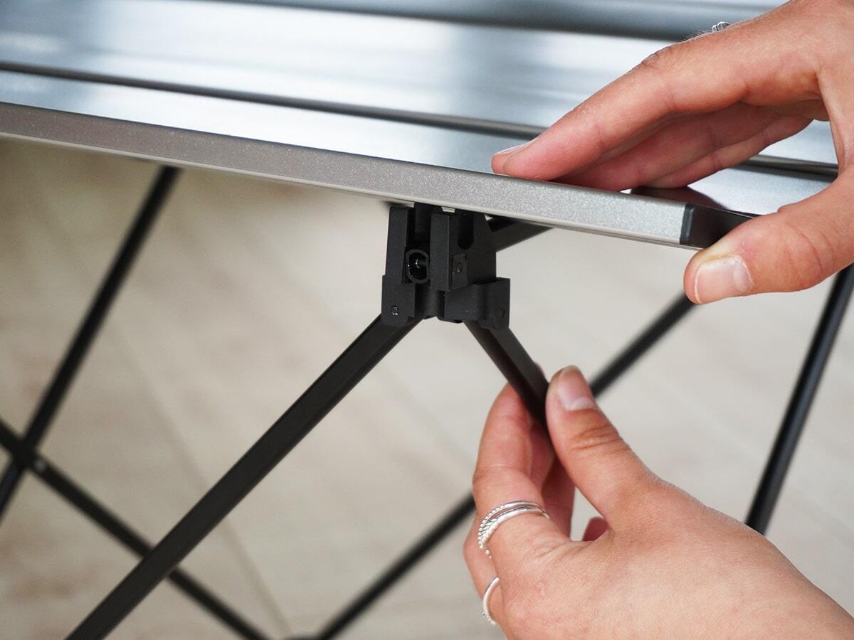 Kleine opvouwbare campingtafel Ruka - Aluminium - 56 x 41 x 40 cm - Draagtas 3/7