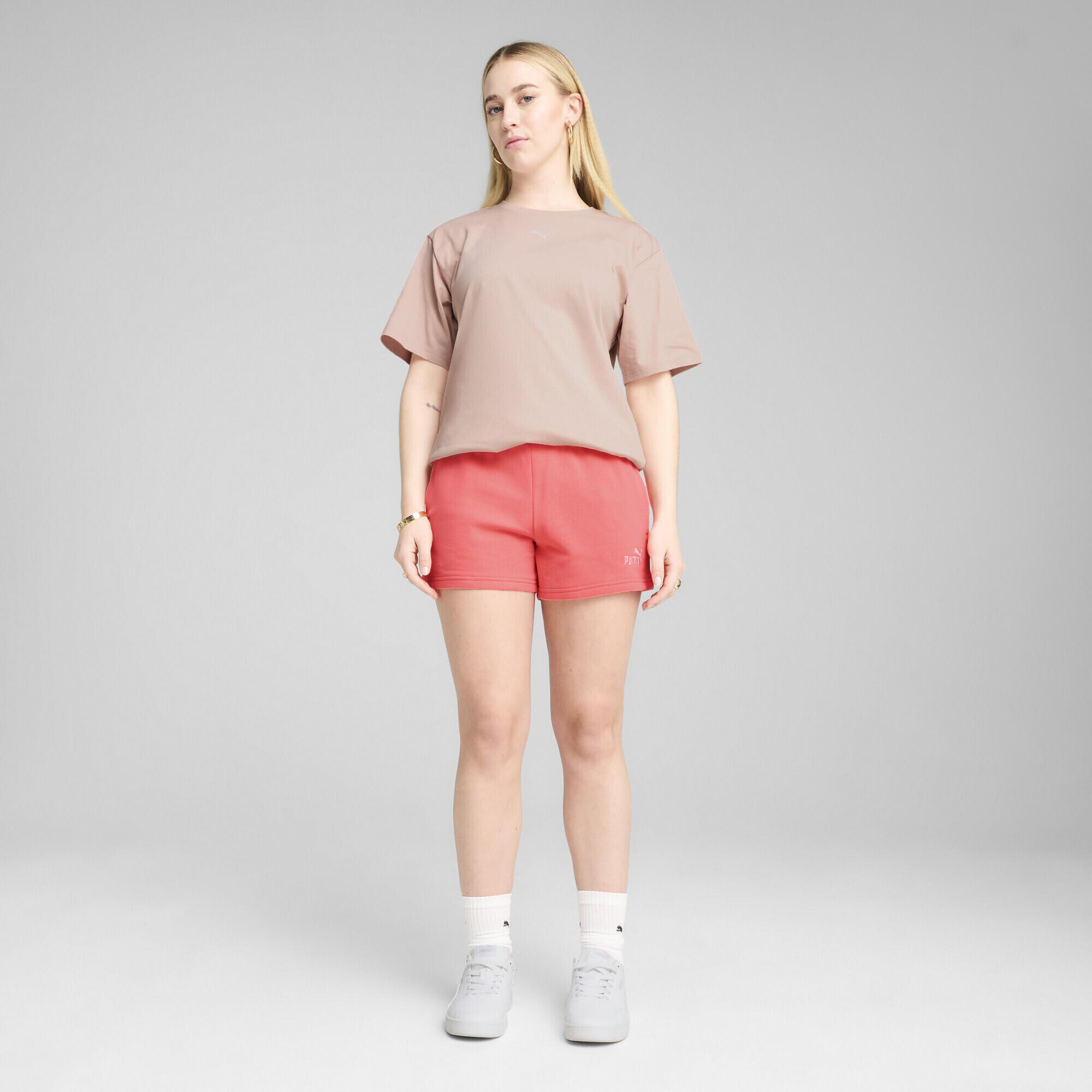 ESS Small No. 1 Logo short voor dames, 10 cm PUMA Peach Frost Red 5/7