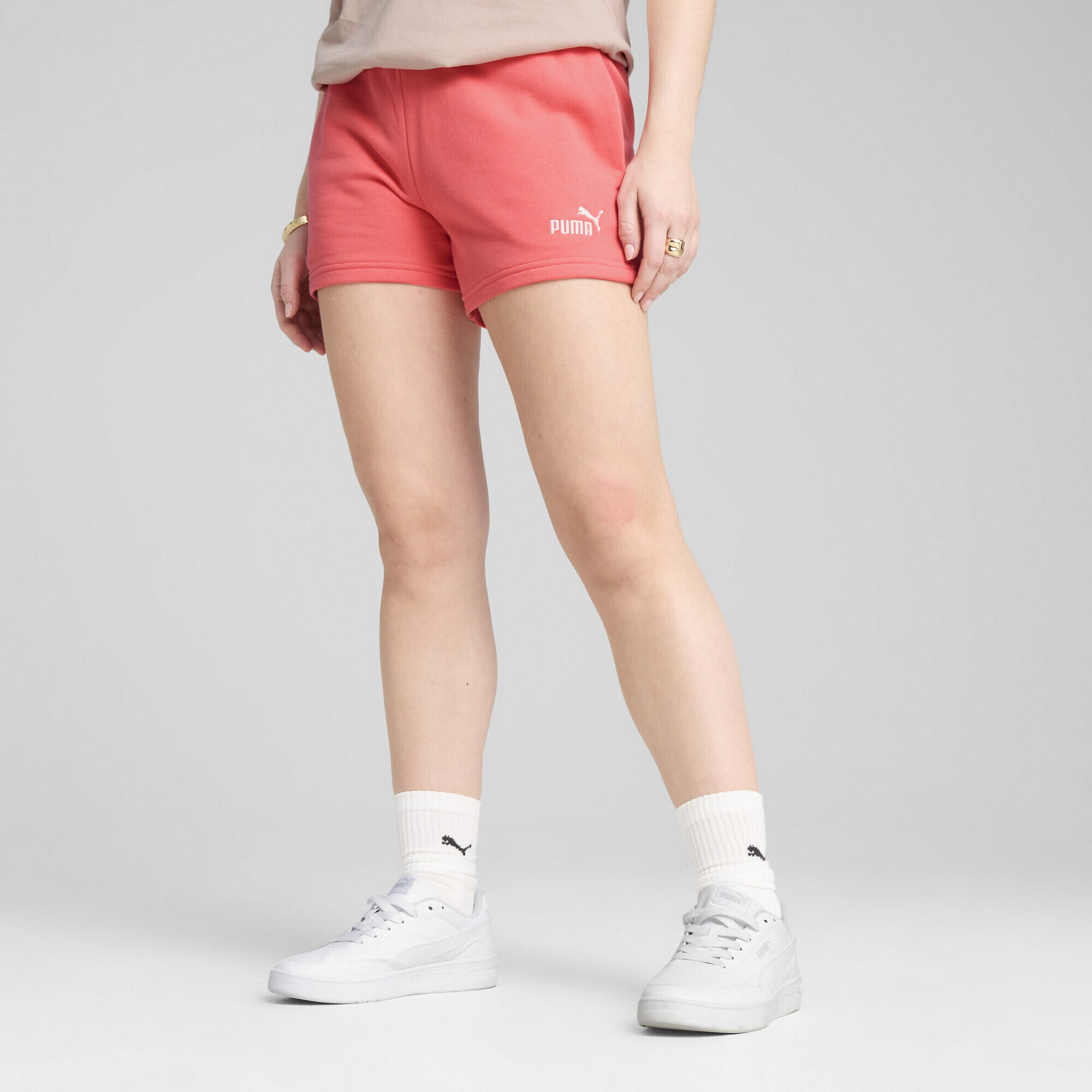 ESS Small No. 1 Logo short voor dames, 10 cm PUMA Peach Frost Red 2/7