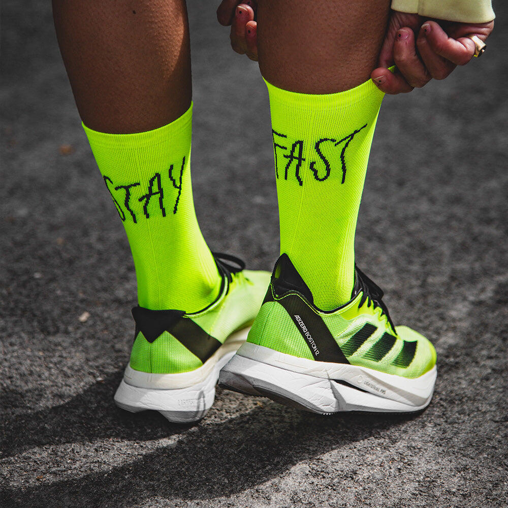 Calcetin running  unisex Stay Fast, tricotado color Neon Yellow 3/4