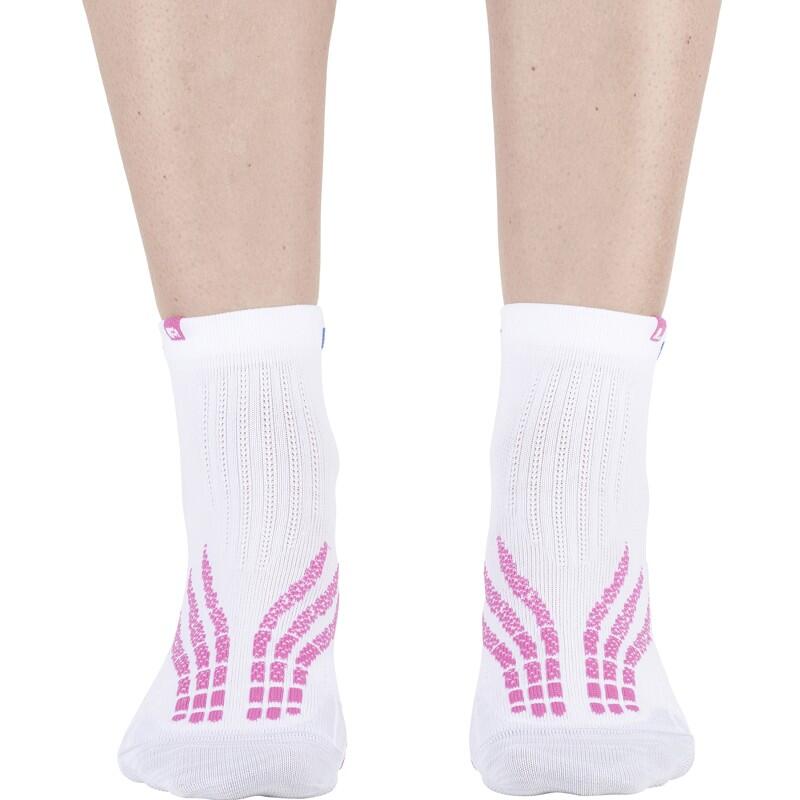 RUN X-LIGHT Chaussettes pour le running et le trail ultra fines et respirantes. 3/5