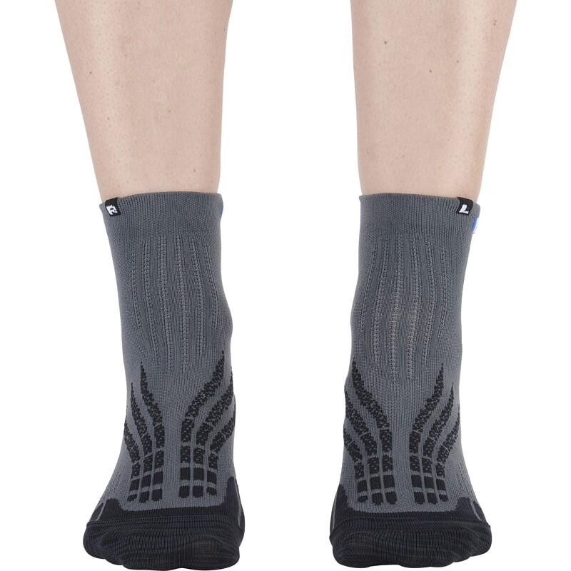 RUN X-LIGHT Chaussettes pour le running et le trail ultra fines et respirantes. 3/5