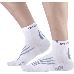 RUN X-LIGHT Chaussettes pour le running et le trail ultra fines et respirantes.