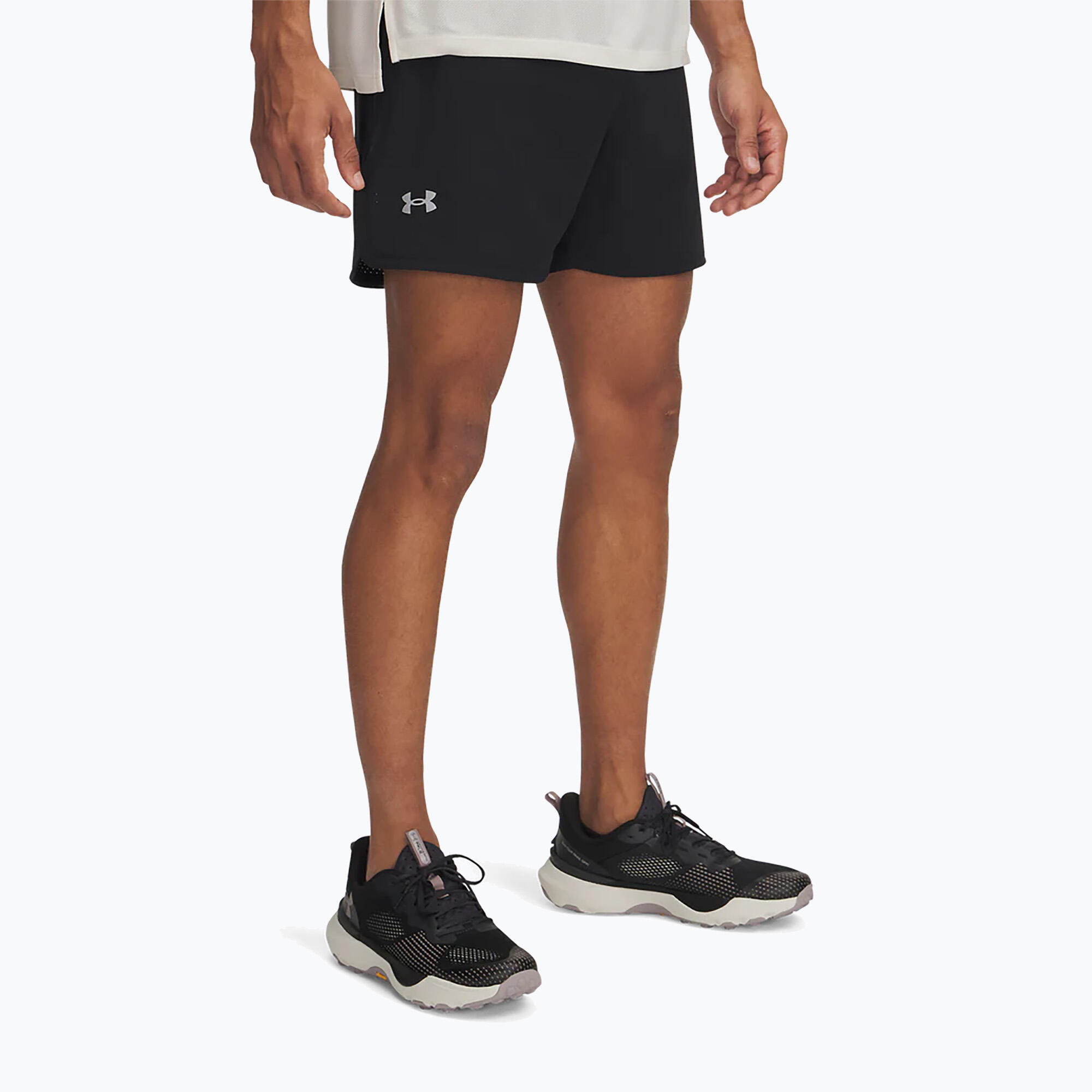 UNDER ARMOUR picture