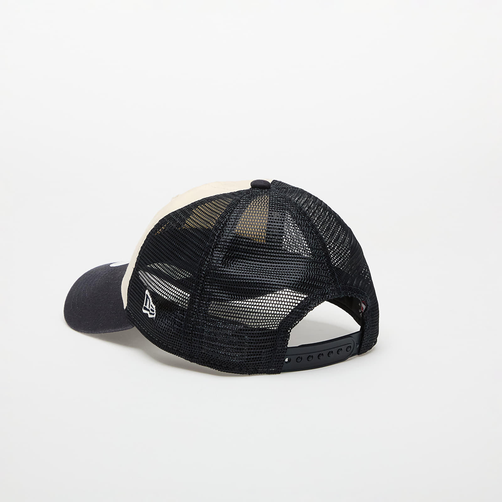 Casquette trucker femme New York Yankees 2/2