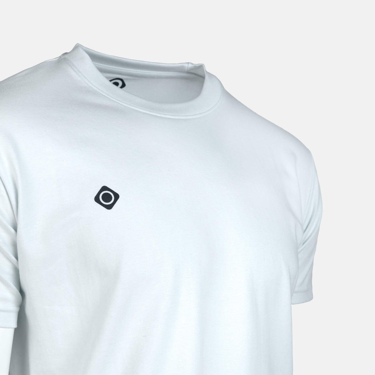 LIENA M T-Shirt Conforto clássico e estilo versátil para uso quotidiano 3/5