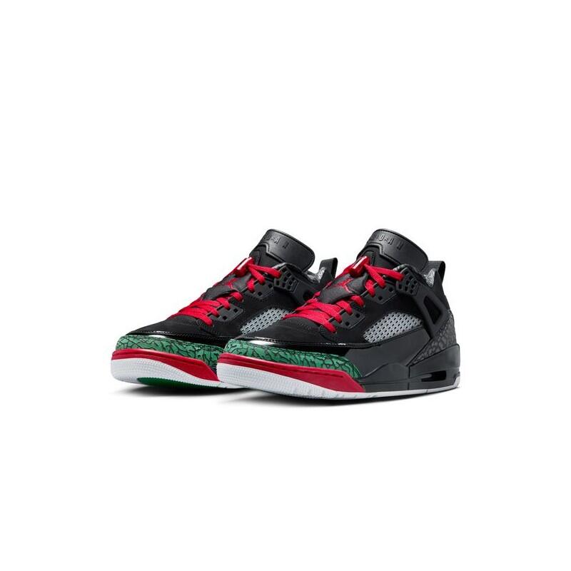 Jordan Spizike Low Black Classic Green White Varsity Red 2/3