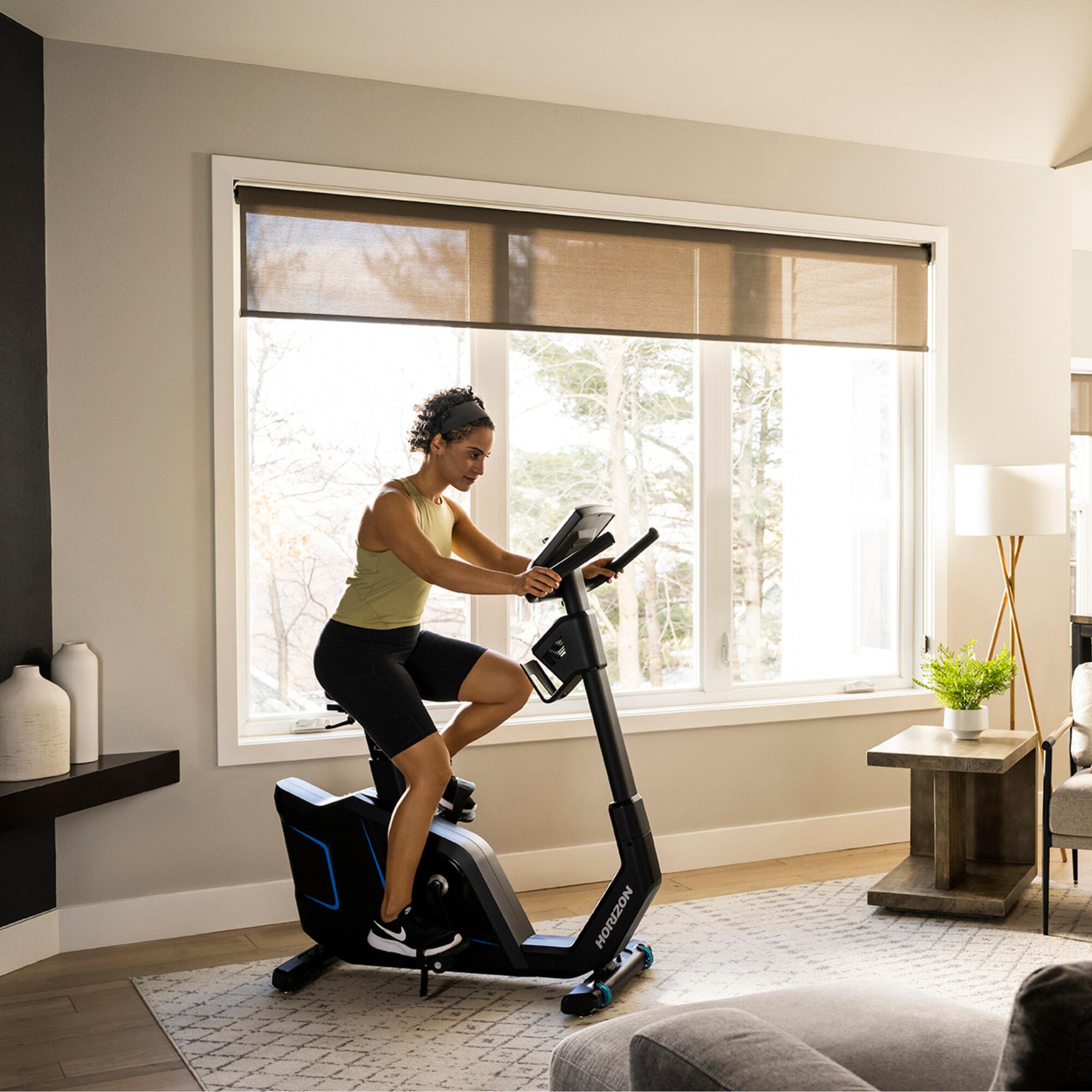 Vélo d’appartement droit 5.0U – résistance 50 niveaux, console LCD 5,5" 5/7