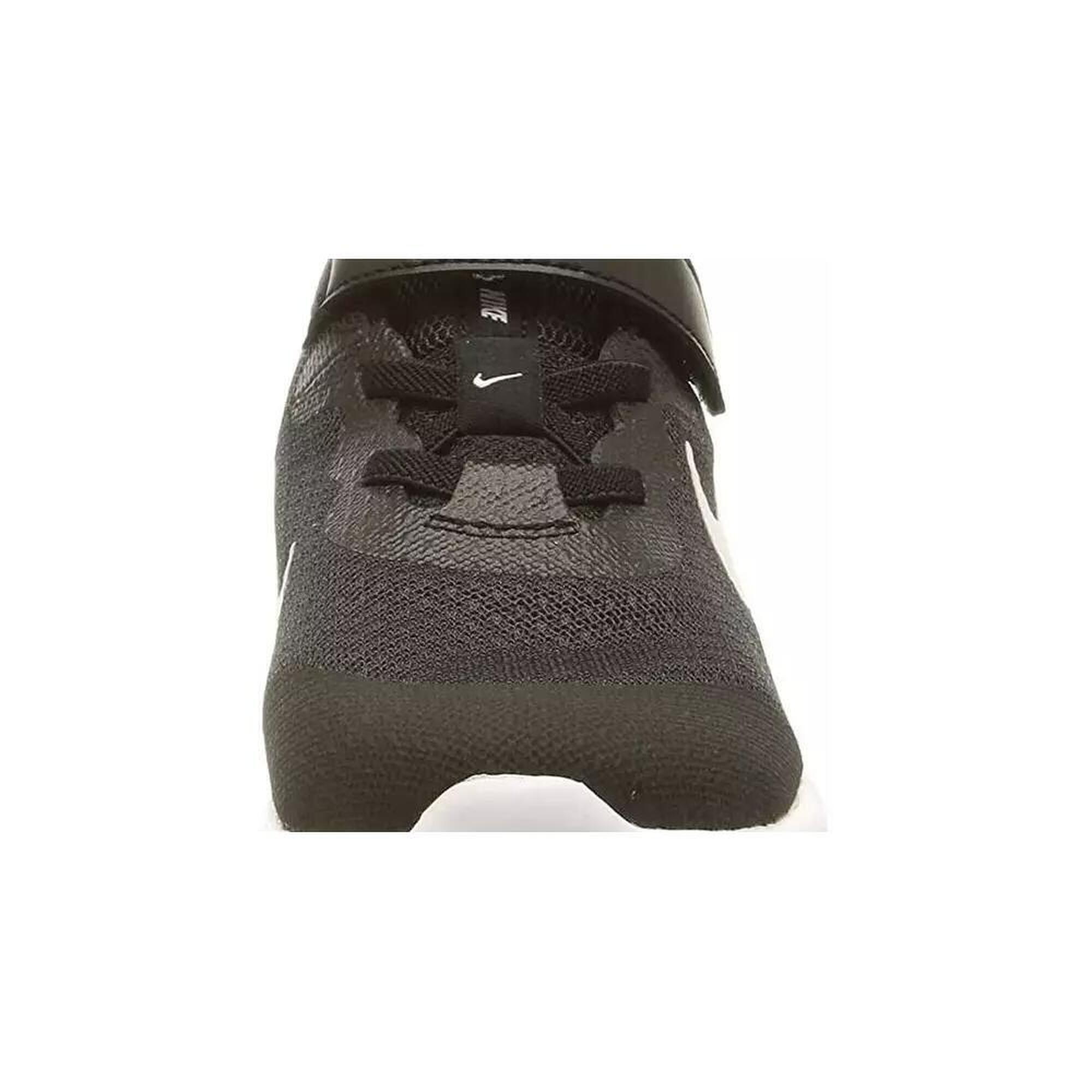 Baskets Fille Baskets Nike REVOLUTION 6 NN PS Noir Noir Nike