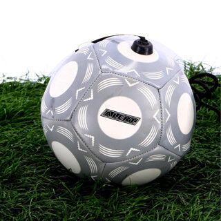 Verstellbarer Trainingsball für Fußballtricks mit Kabel