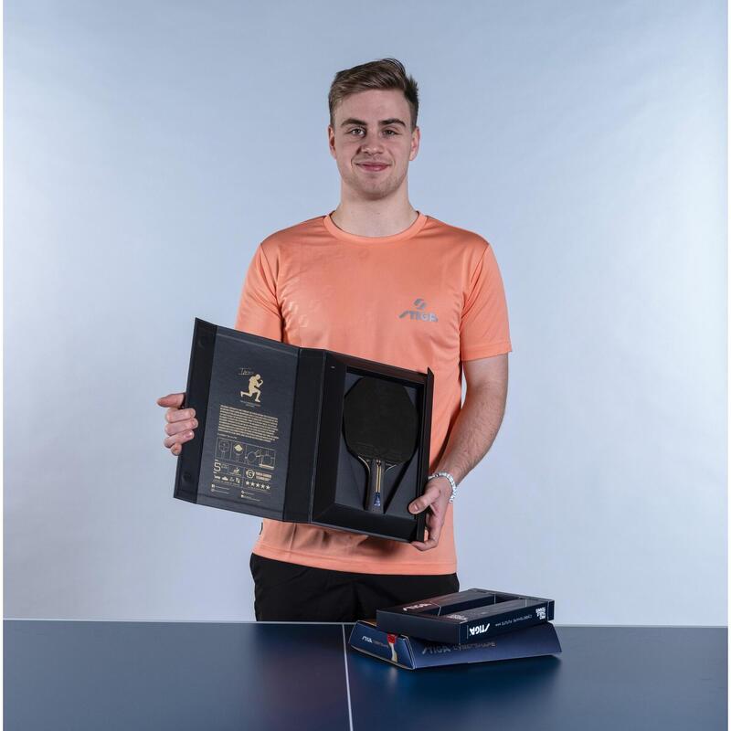 STIGA Raquette de tennis de table Pro Carbon Plus Cybershape Truls Edition - 5*