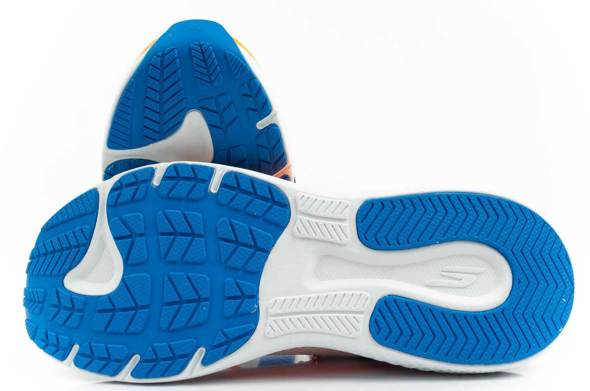 Zapatillas de running Skechers modelo 246086-WMLT para hombre 6/7