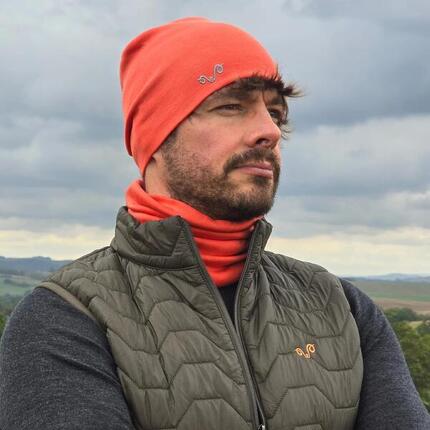 Czapka trekkingowa z 100% wełny merino