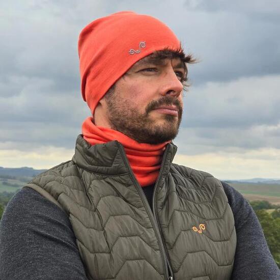 Czapka trekkingowa z 100% wełny merino