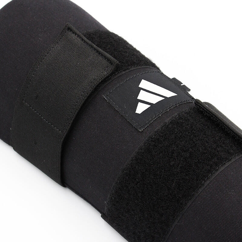 Protector de espinillas + pies intensivo de Adidas 7/7