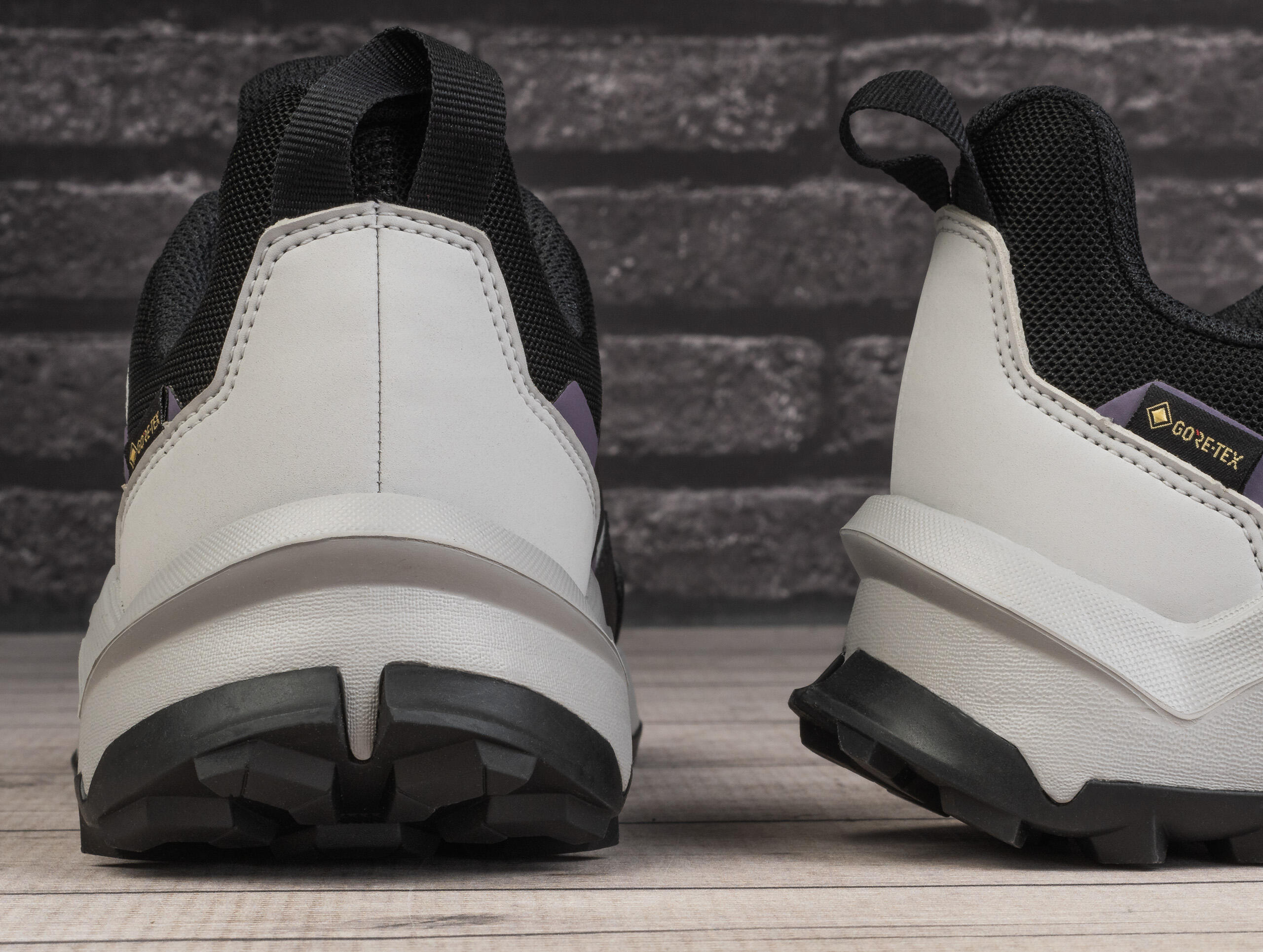 Buty damskie  terkingowe z Gore-Tex Adidas TERREX AX4 4/7