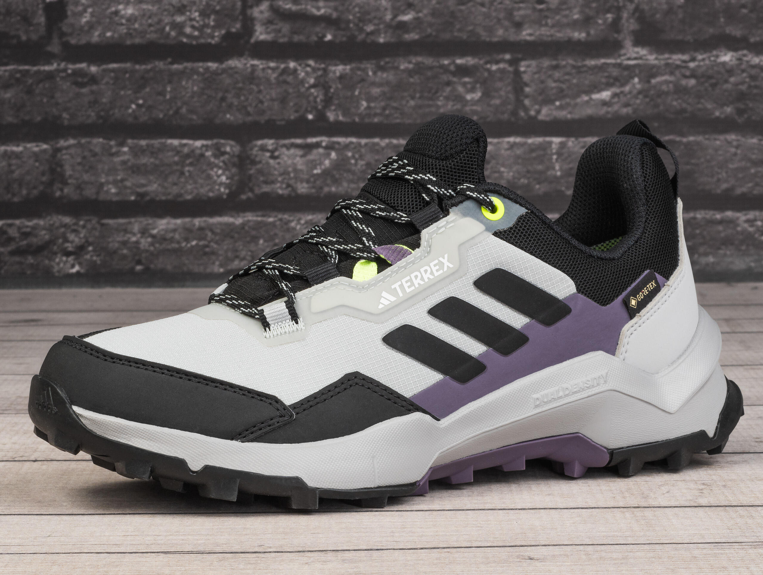 Buty damskie  terkingowe z Gore-Tex Adidas TERREX AX4 3/7
