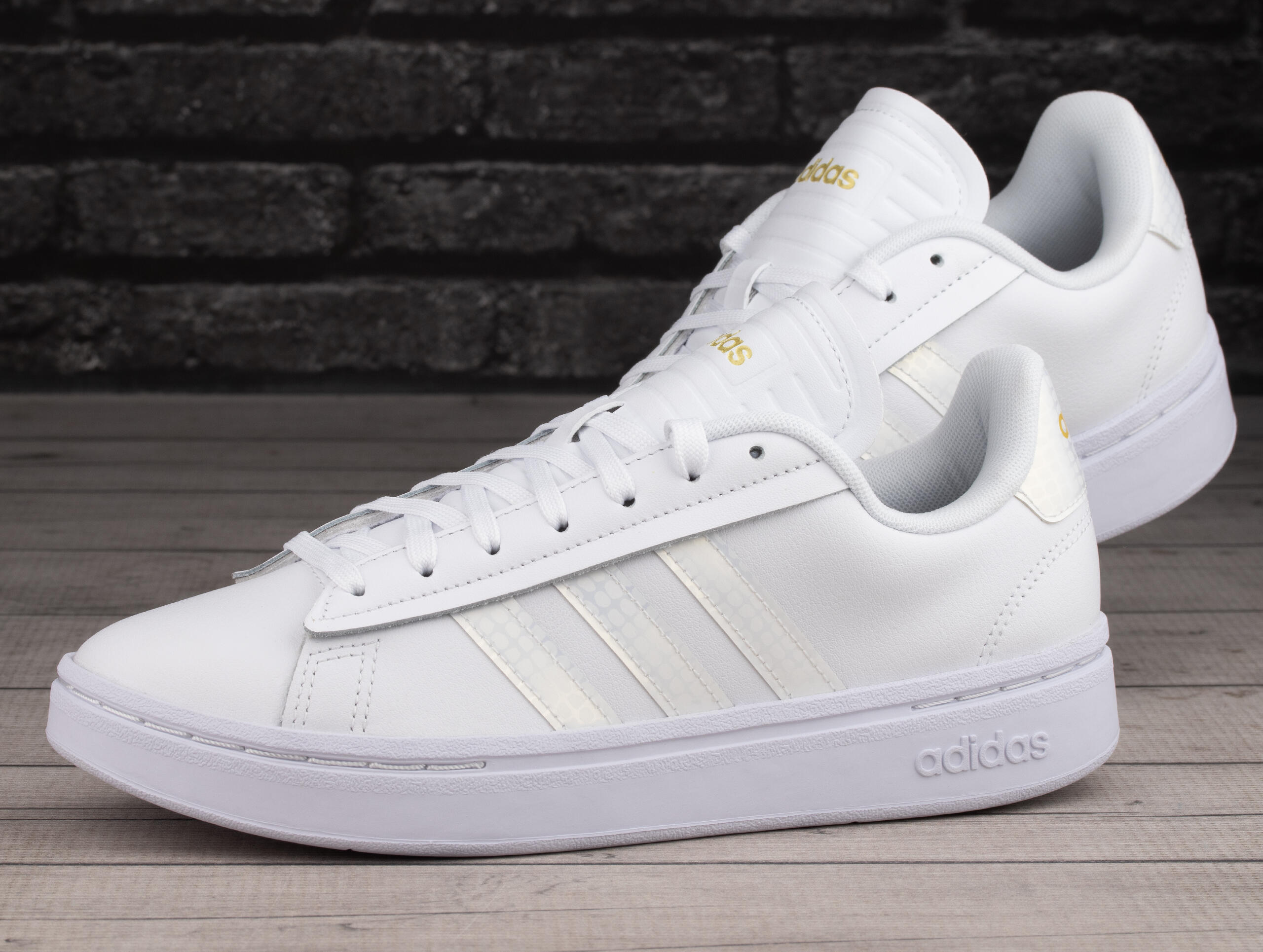 Buty damskie sportowe trampki Adidas GRAND COURT ALPHA 3/7