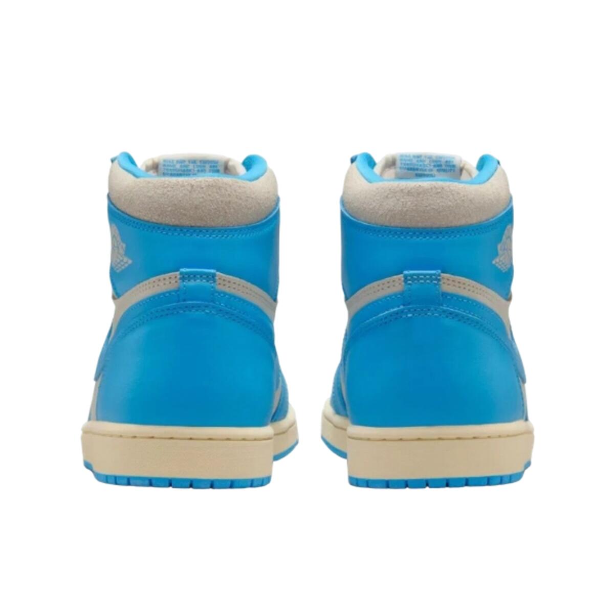 Chaussures  1 Retro High OG UNC Reimagined 3/4