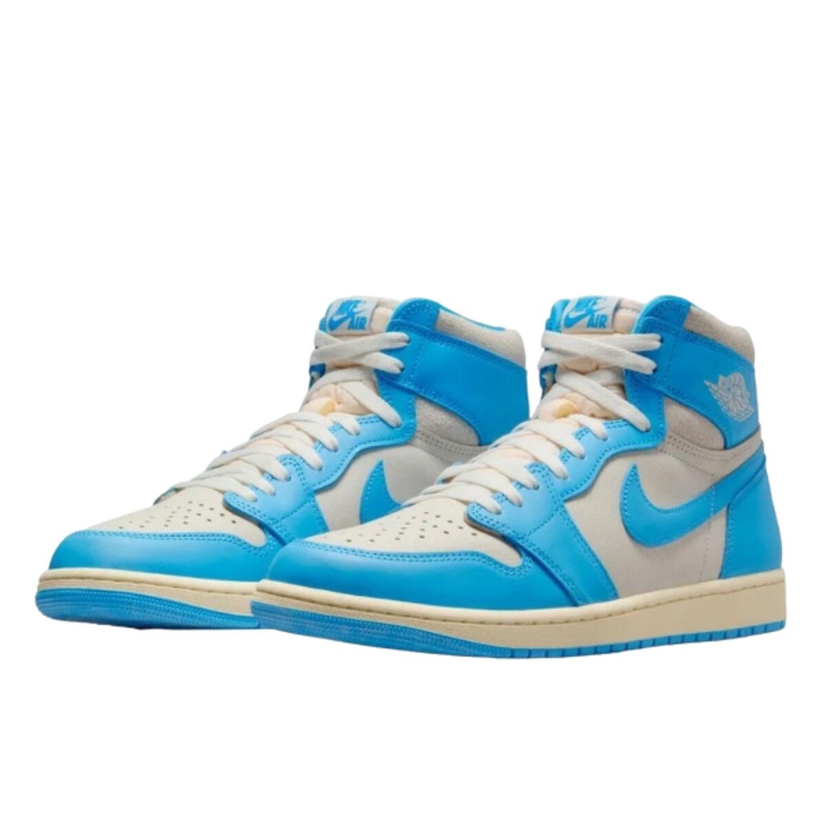 Chaussures  1 Retro High OG UNC Reimagined 2/4