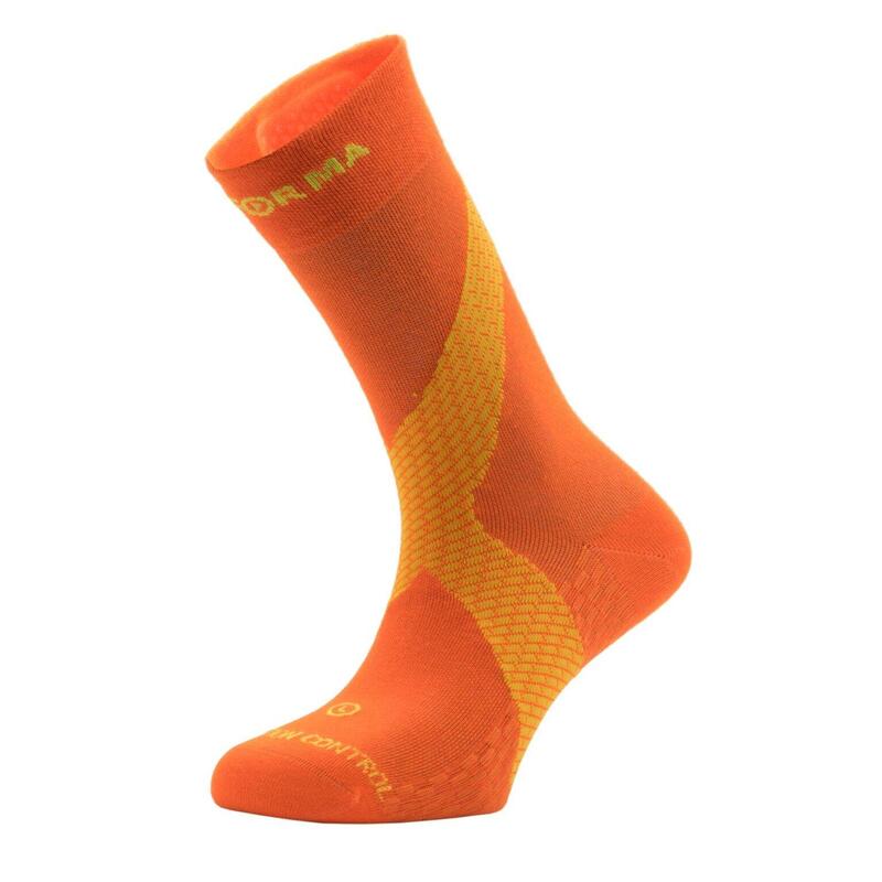Meias de compressão para corrida ENFORMA PRONATION CONTROL Laranja.Coolmax. PROMOÇÃO                   2 cores disponíveis
 19,95€ 21,95€ -9%    * 22/05/2025 até rutura de stock  ENFORMA Meias de compressão para corrida ENFORMA PRONATION CONTROL Laranja.Coolmax.Vendido e expedido por: SUDEPORTE  (1)    