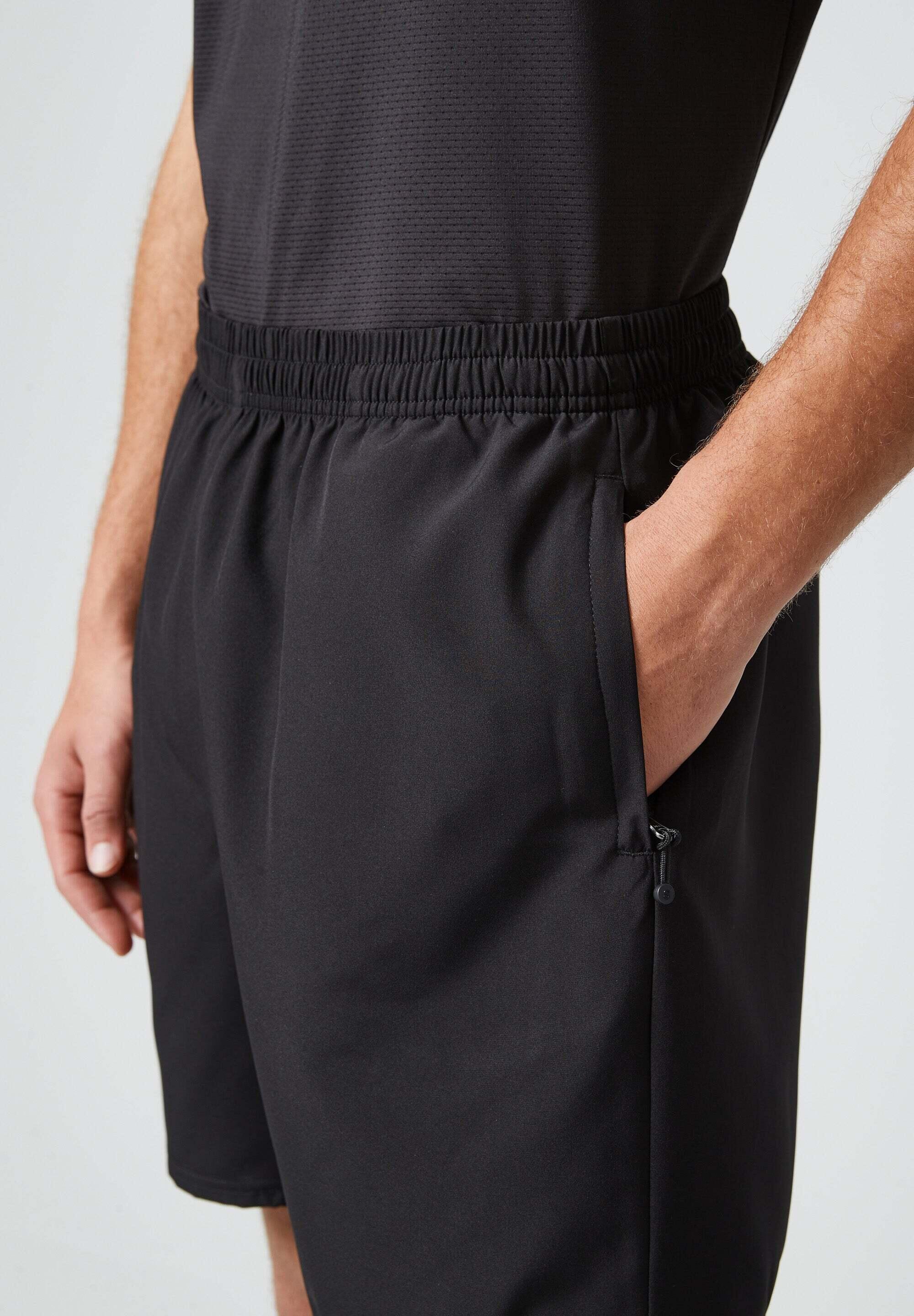 KURZE SPORTHOSE HERREN 3/7