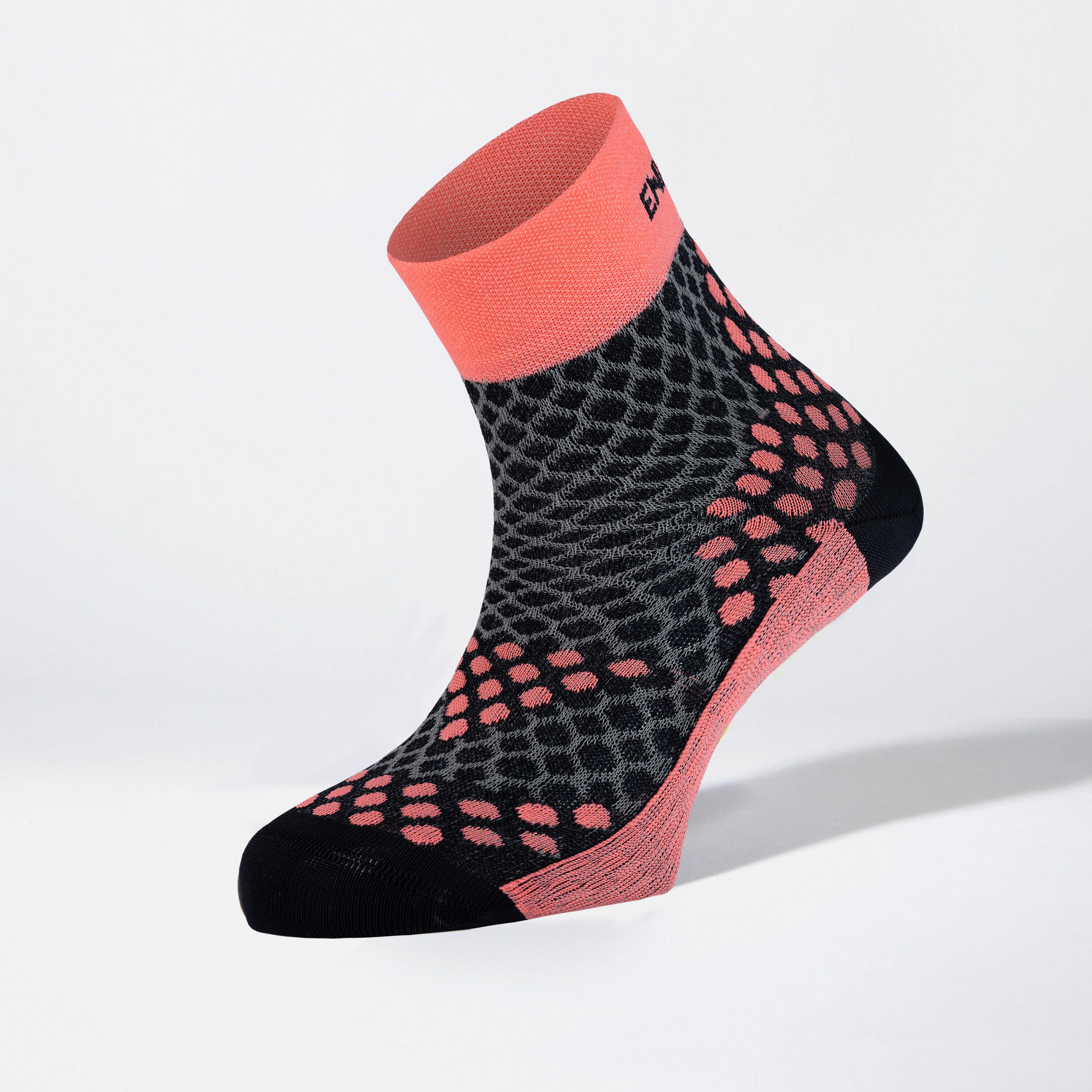 Calcetines de Running Enforma BARCELONA Coral.Resistente y Polivalente. 2/3