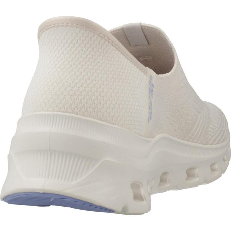 Tenisówki Skechers Model Glide Step Pro Slip-ins Kolor Beżowy