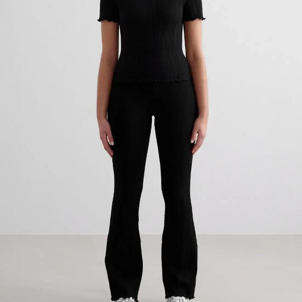 Women's Tights Flared-Leg High-Waisted Moisture-Wicking Seamless Tulip Black