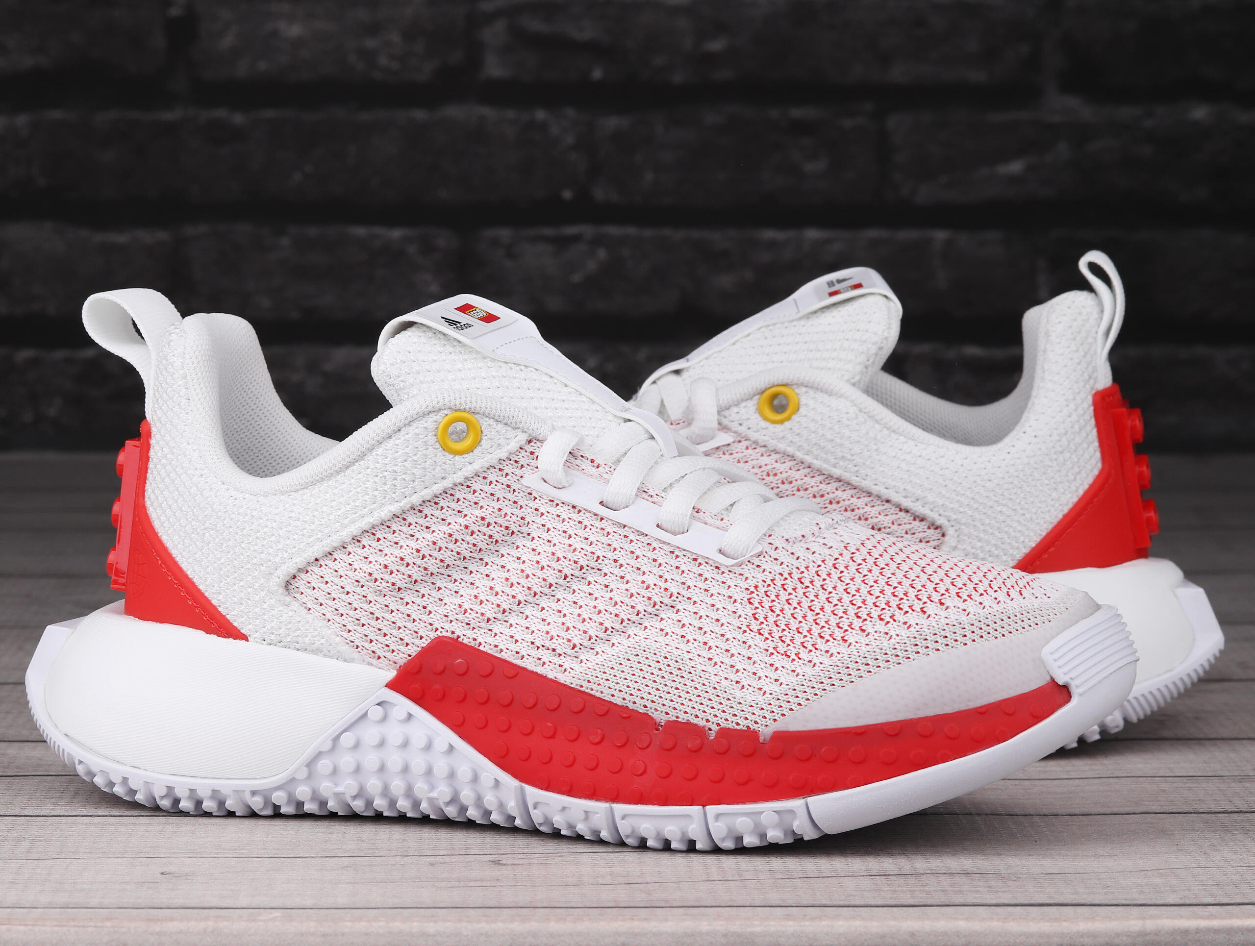 Buty chłopięce sportowe Adidas Lego Sport Pro 2/7