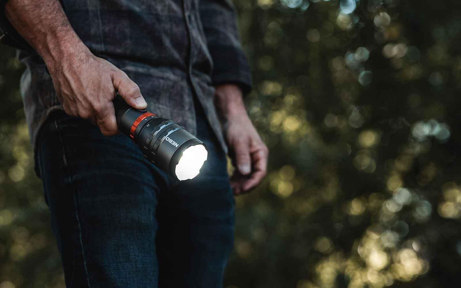 NEBO DAVINCI 12000 lm – Lampe Torche LED Rechargeable Ultra Puissante 6/7