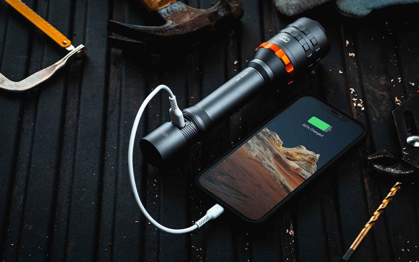 NEBO DAVINCI 3500 – Lampe Torche LED Rechargeable 3500 lm - Zoom 3x 5/7