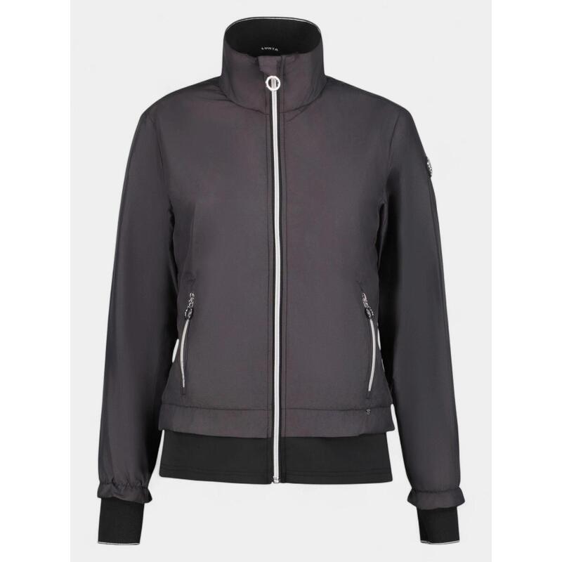 8bdb2ba0-dc5a-4392-816b-3c2881561772_c1