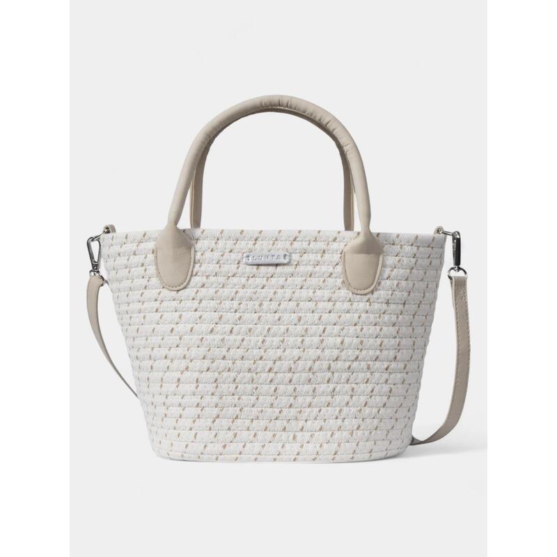 eb9119f9-e93f-47fe-8769-860d6d1f671c_c4