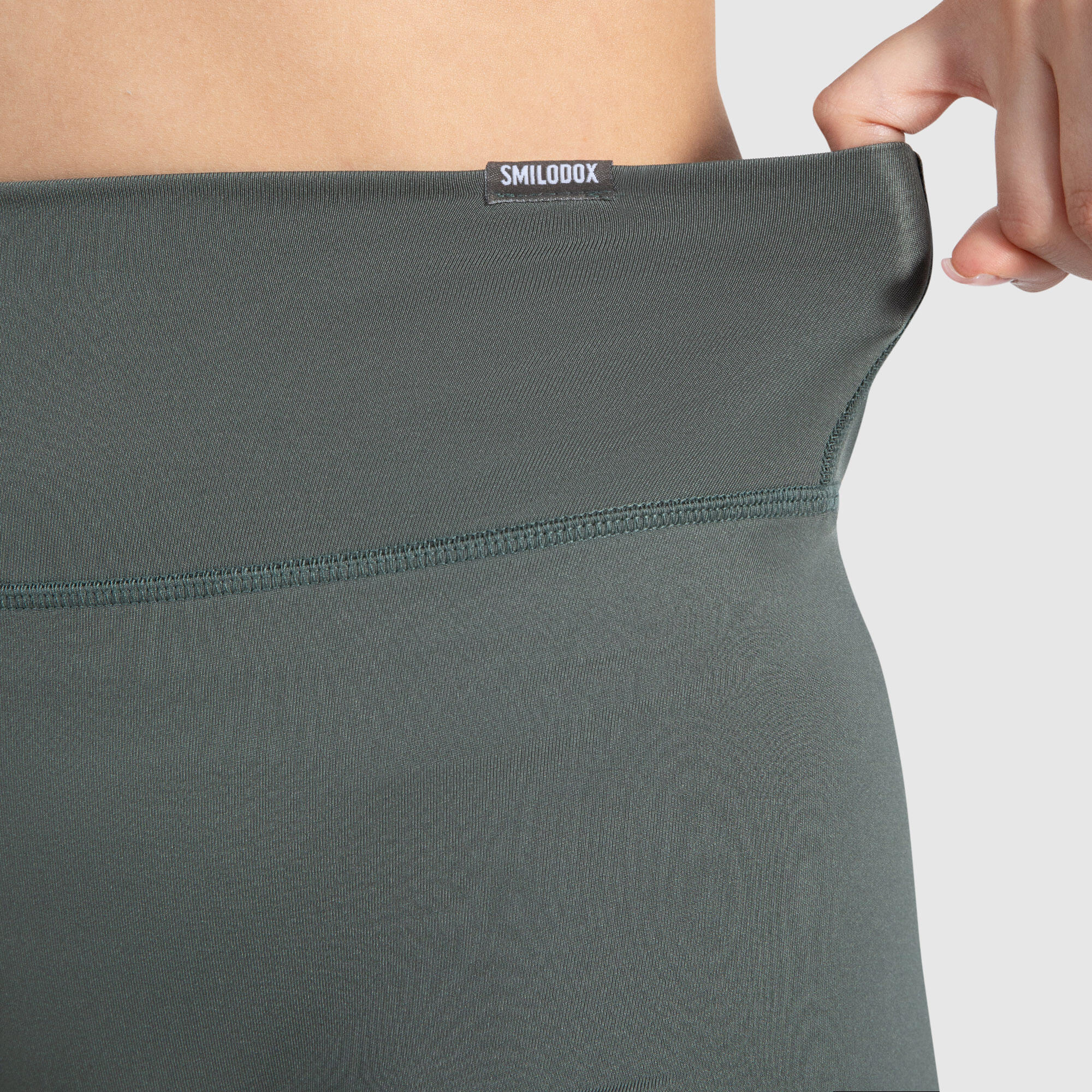 Damen Shorts Etty Grün 4/5