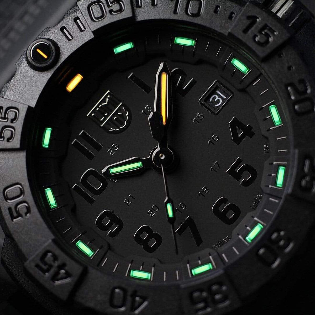 Luminox Navy SEAL Dive Watch 45mm 3/4