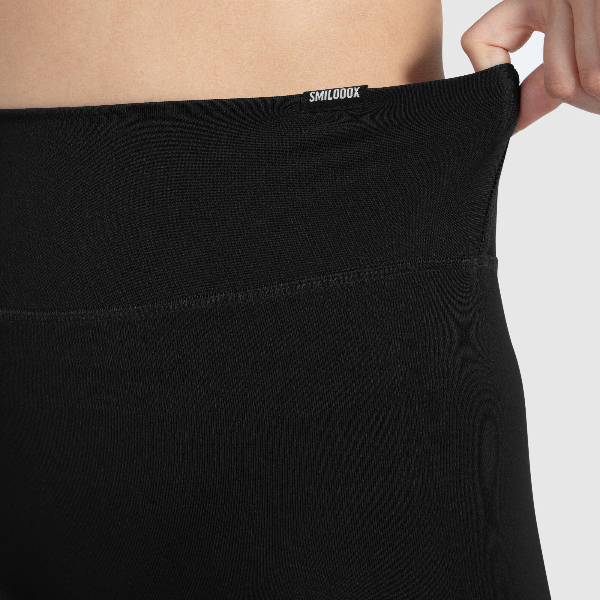 Damen Shorts Etty Schwarz 4/5