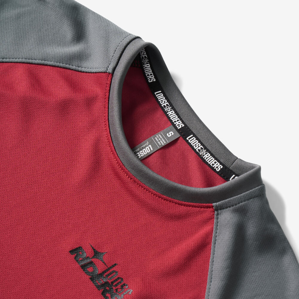 Essentials Burgundy Grey 3/5