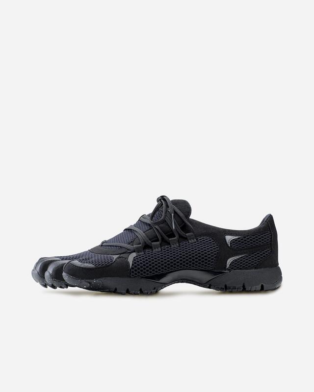 VIBRAM Vibram Men's Roadaround Walking Shoes Carrarmato Outsole